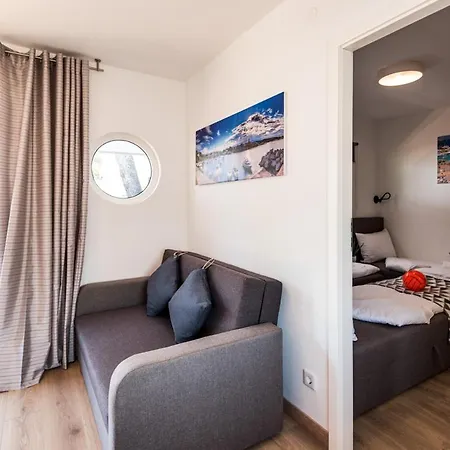 Mobile 3 Pribjeći *